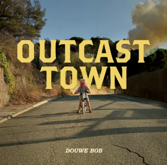 Douwe Bob - OUTCAST TOWN (black vinyl)